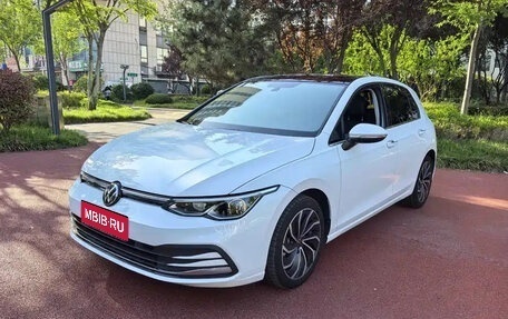 Volkswagen Golf VIII, 2021 год, 1 420 000 рублей, 1 фотография