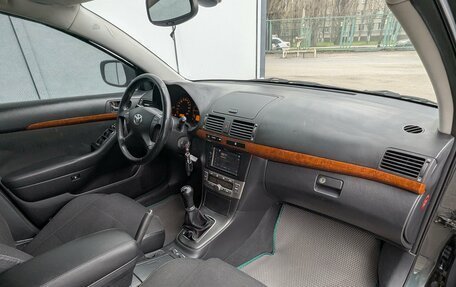 Toyota Avensis III рестайлинг, 2006 год, 740 000 рублей, 10 фотография