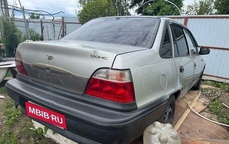 Daewoo Nexia I рестайлинг, 2005 год, 100 000 рублей, 2 фотография
