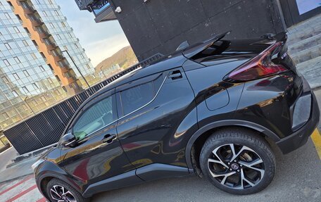 Toyota C-HR I рестайлинг, 2016 год, 1 750 000 рублей, 4 фотография