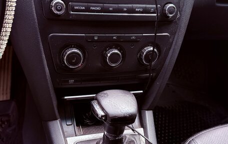 Skoda Octavia, 2010 год, 800 000 рублей, 7 фотография