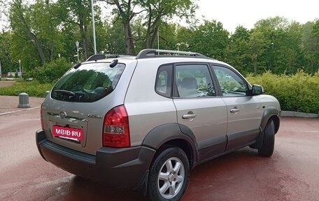 Hyundai Tucson III, 2005 год, 650 000 рублей, 3 фотография