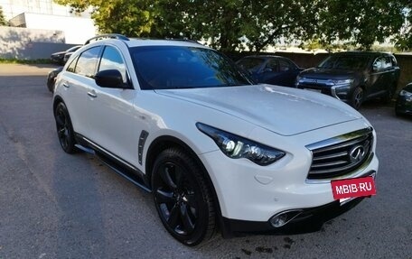 Infiniti QX70, 2014 год, 2 350 000 рублей, 6 фотография