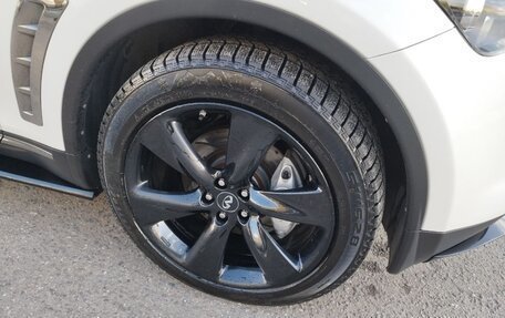Infiniti QX70, 2014 год, 2 350 000 рублей, 18 фотография