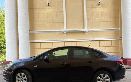 Opel Astra J, 2014 год, 770 000 рублей, 2 фотография