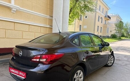 Opel Astra J, 2014 год, 770 000 рублей, 4 фотография