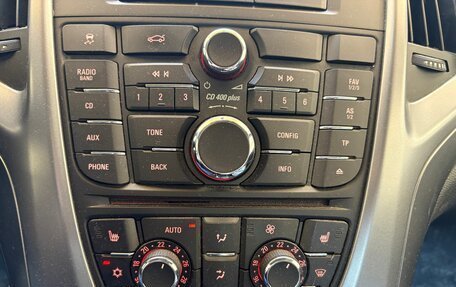 Opel Astra J, 2014 год, 770 000 рублей, 11 фотография