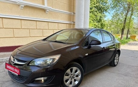 Opel Astra J, 2014 год, 770 000 рублей, 8 фотография