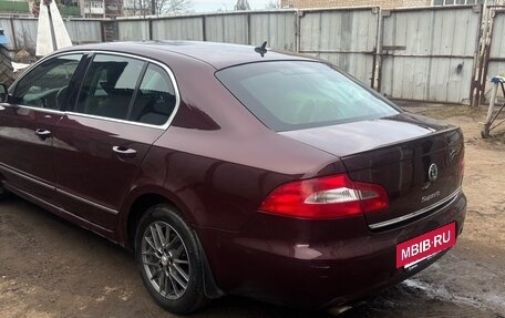 Skoda Superb III рестайлинг, 2010 год, 950 000 рублей, 6 фотография