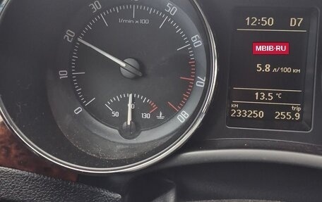 Skoda Superb III рестайлинг, 2010 год, 950 000 рублей, 8 фотография