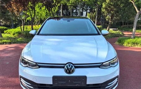 Volkswagen Golf VIII, 2021 год, 1 420 000 рублей, 3 фотография
