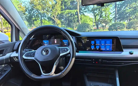Volkswagen Golf VIII, 2021 год, 1 420 000 рублей, 5 фотография