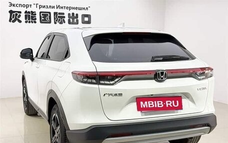 Honda Vezel, 2023 год, 1 600 000 рублей, 4 фотография