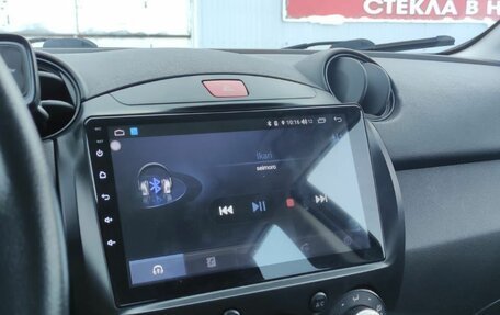 Mazda 2 III, 2011 год, 840 000 рублей, 2 фотография