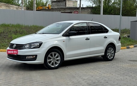 Volkswagen Polo VI (EU Market), 2019 год, 1 320 000 рублей, 2 фотография