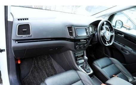 Volkswagen Sharan II, 2020 год, 1 650 000 рублей, 13 фотография