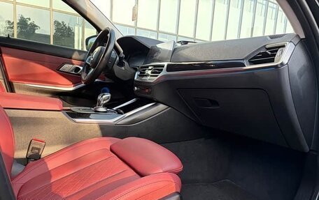 BMW 3 серия, 2022 год, 2 370 029 рублей, 14 фотография