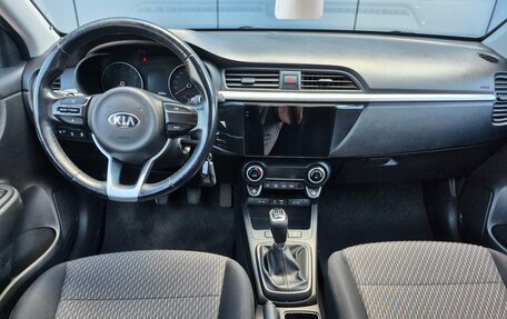 KIA Rio IV, 2018 год, 1 320 000 рублей, 10 фотография