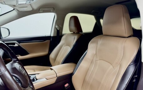 Lexus RX IV рестайлинг, 2019 год, 4 610 000 рублей, 13 фотография