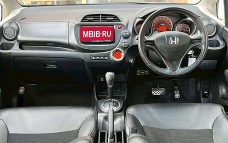 Honda Fit III, 2012 год, 730 000 рублей, 8 фотография