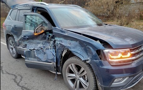 Volkswagen Teramont I, 2018 год, 1 900 000 рублей, 2 фотография