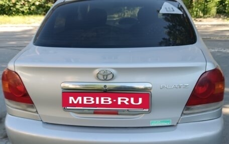 Toyota Platz, 2003 год, 500 000 рублей, 3 фотография