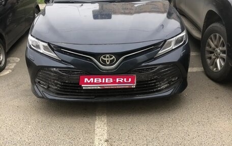 Toyota Camry, 2019 год, 2 580 000 рублей, 1 фотография