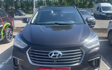 Hyundai Santa Fe III рестайлинг, 2017 год, 2 390 000 рублей, 1 фотография