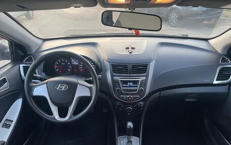 Hyundai Solaris II рестайлинг, 2011 год, 684 000 рублей, 17 фотография