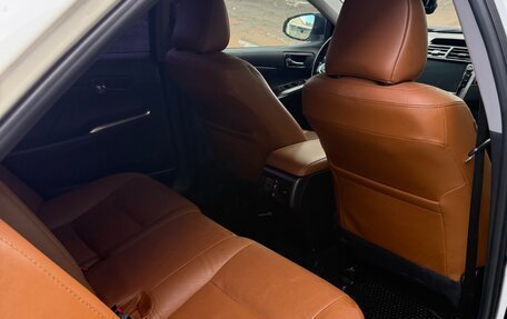 Toyota Camry, 2016 год, 1 950 000 рублей, 4 фотография
