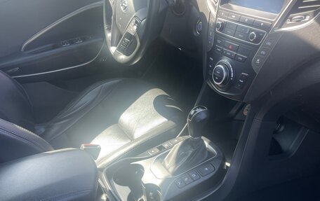 Hyundai Santa Fe III рестайлинг, 2017 год, 2 390 000 рублей, 16 фотография