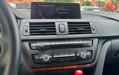 BMW 3 серия, 2012 год, 1 750 000 рублей, 24 фотография