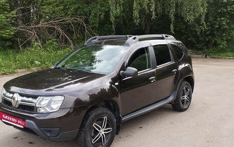 Renault Duster I рестайлинг, 2019 год, 1 800 000 рублей, 4 фотография