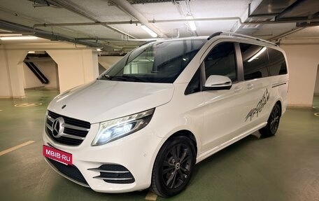 Mercedes-Benz V-Класс, 2019 год, 4 880 000 рублей, 3 фотография