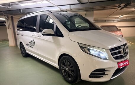 Mercedes-Benz V-Класс, 2019 год, 4 880 000 рублей, 2 фотография