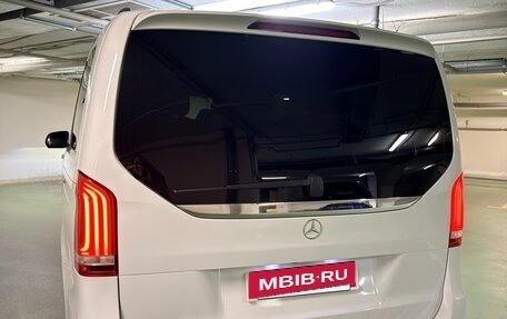 Mercedes-Benz V-Класс, 2019 год, 4 880 000 рублей, 6 фотография