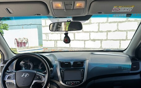 Hyundai Solaris II рестайлинг, 2014 год, 1 100 000 рублей, 11 фотография
