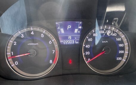 Hyundai Solaris II рестайлинг, 2012 год, 825 000 рублей, 13 фотография