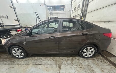 Hyundai Solaris II рестайлинг, 2016 год, 1 100 000 рублей, 4 фотография