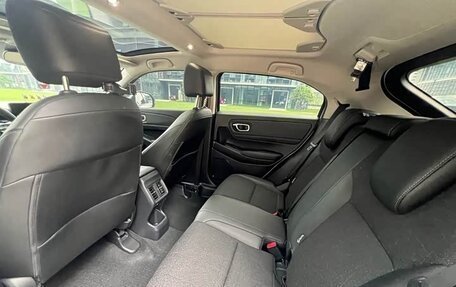 Honda Vezel, 2023 год, 1 800 018 рублей, 9 фотография