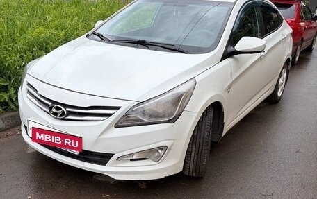 Hyundai Solaris II рестайлинг, 2016 год, 1 100 000 рублей, 2 фотография
