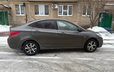 Hyundai Solaris II рестайлинг, 2012 год, 810 000 рублей, 1 фотография