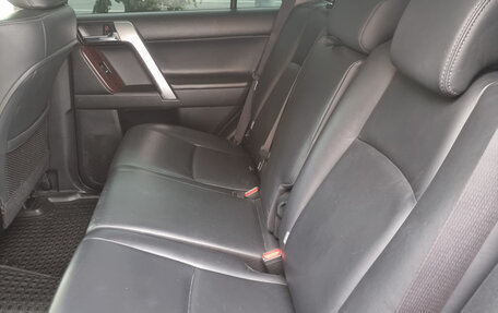 Toyota Land Cruiser Prado 150 рестайлинг 2, 2016 год, 3 500 000 рублей, 7 фотография