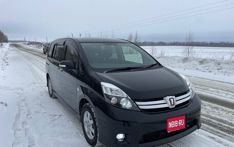 Toyota ISis I, 2012 год, 1 250 000 рублей, 1 фотография