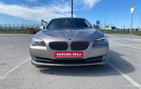 BMW 5 серия, 2013 год, 1 670 000 рублей, 2 фотография