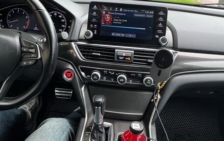 Honda Accord IX рестайлинг, 2021 год, 2 900 000 рублей, 13 фотография