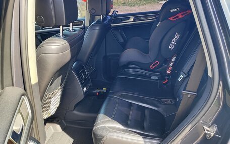 Volkswagen Touareg III, 2011 год, 1 590 000 рублей, 15 фотография