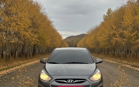 Hyundai Solaris II рестайлинг, 2012 год, 810 000 рублей, 3 фотография
