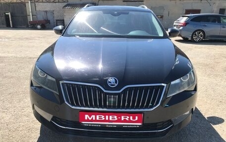 Skoda Superb III рестайлинг, 2016 год, 1 580 000 рублей, 2 фотография