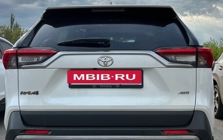 Toyota RAV4, 2020 год, 3 150 000 рублей, 12 фотография